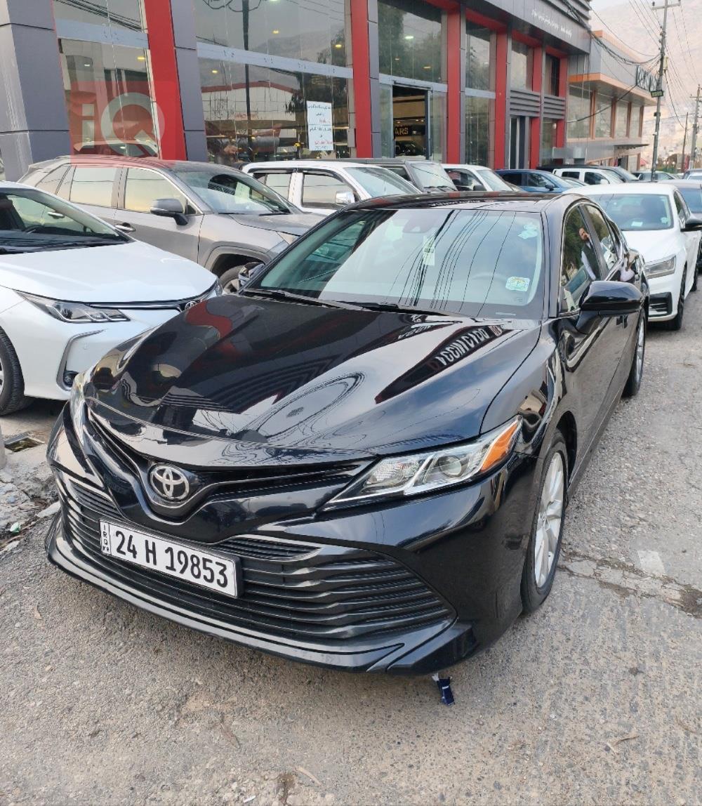 تۆیۆتا کامری